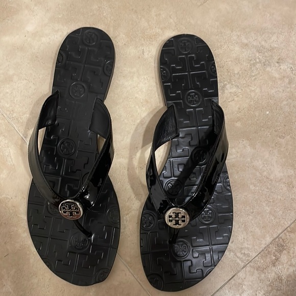 Tory Burch Thora Patent Leather Thong Sandal Black Sz 10 - Picture 2 of 7